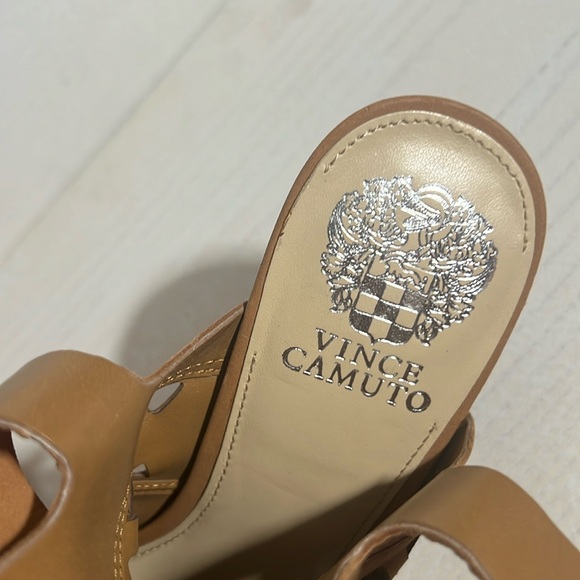 Vince Camuto Tan Open Cutout Toe Heel Sandles  Size 8W - Picture 5 of 8